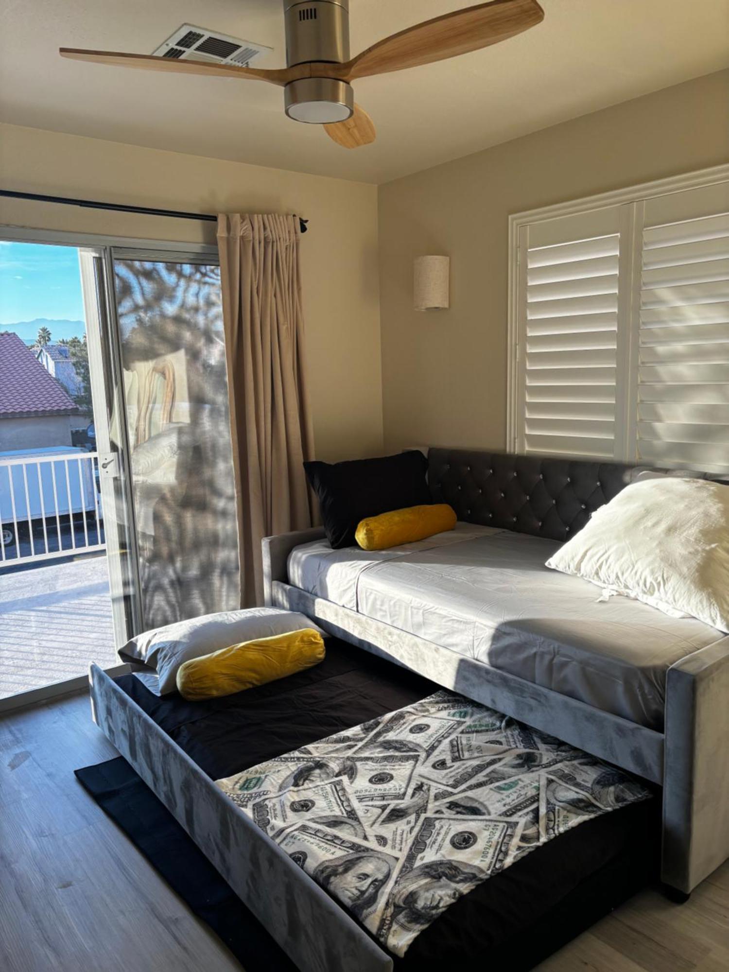 Fragrant Finnish Sauna & Cozy Pool With French 3Br Las Vegas Exterior photo