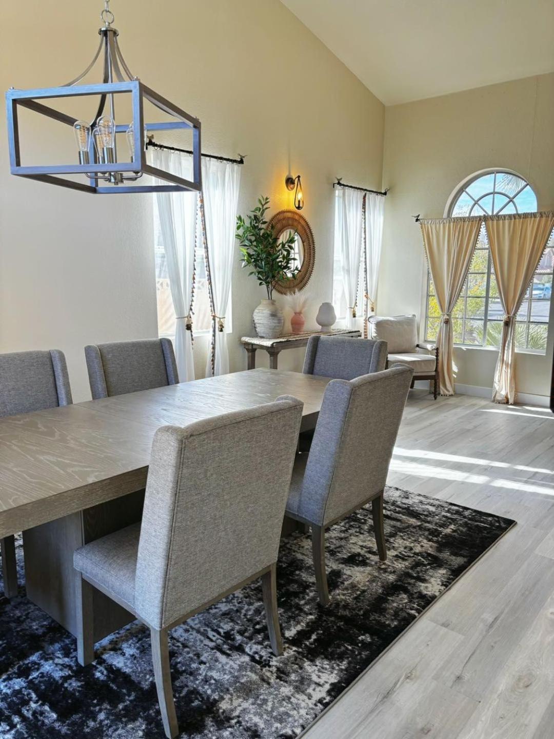 Fragrant Finnish Sauna & Cozy Pool With French 3Br Las Vegas Exterior photo
